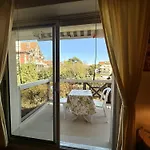 Arcachon: Appartement Proche Plages Avec Balcon Et Parking - Fr-1-433-136