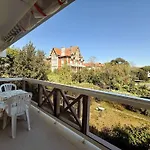 Arcachon: Appartement Proche Plages Avec Balcon Et Parking - Fr-1-433-136