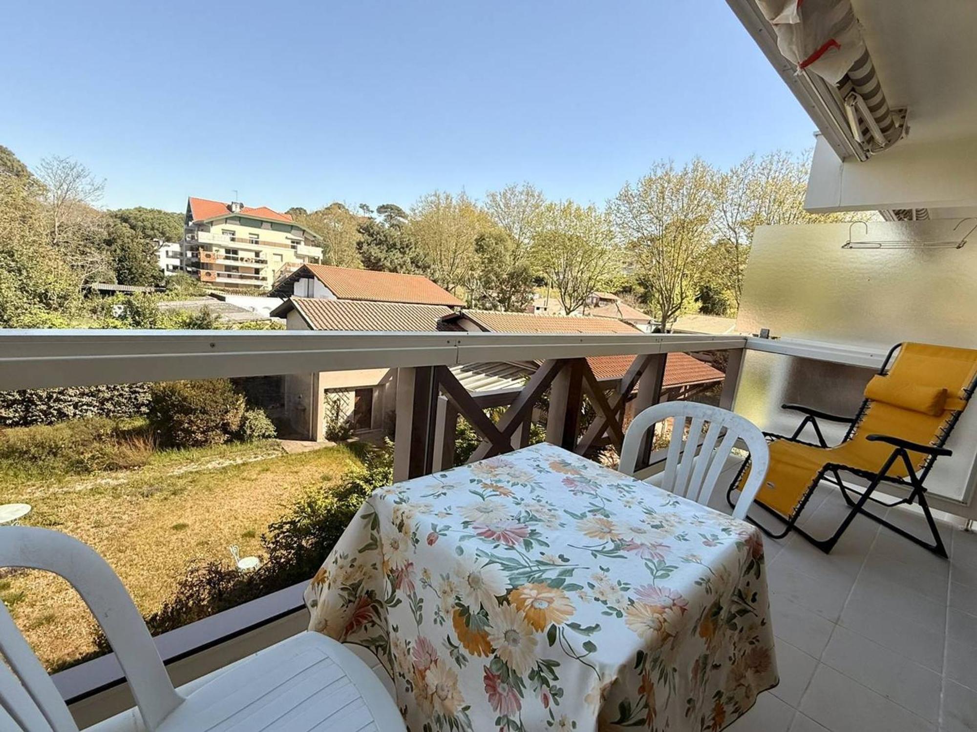 Appartement Arcachon: Proche Plages Avec Balcon Et Parking - Fr-1-433-136 Arcachon